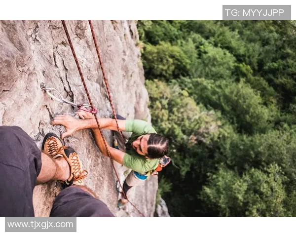 广州攀岩队在马拉松大满贯中的力量展现与精彩点评